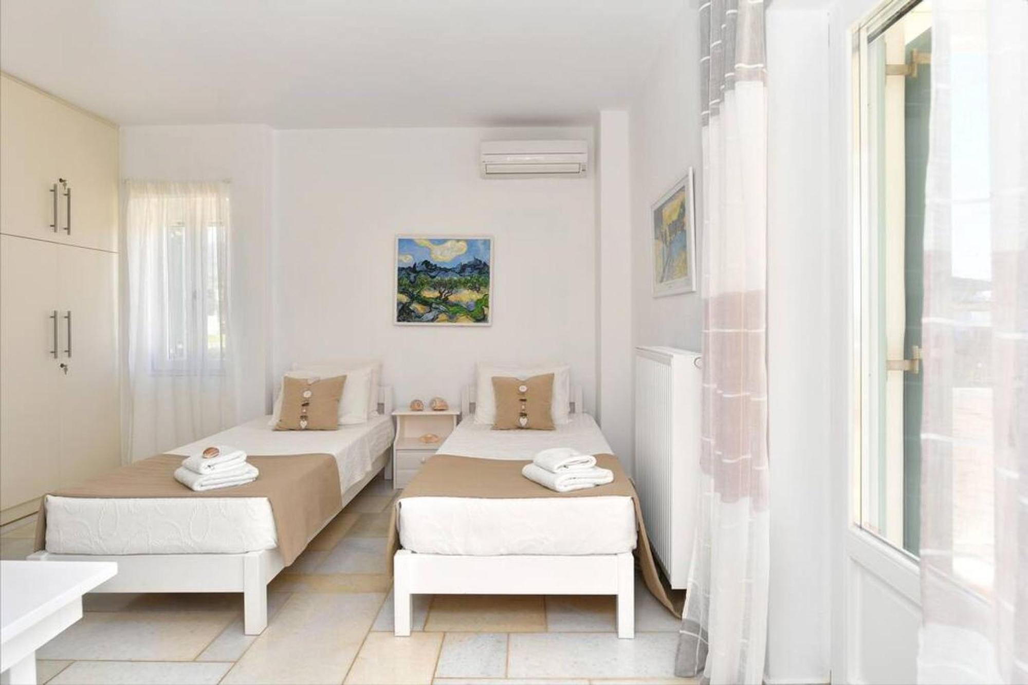 Villa Dionysos In Aliki ภายนอก รูปภาพ