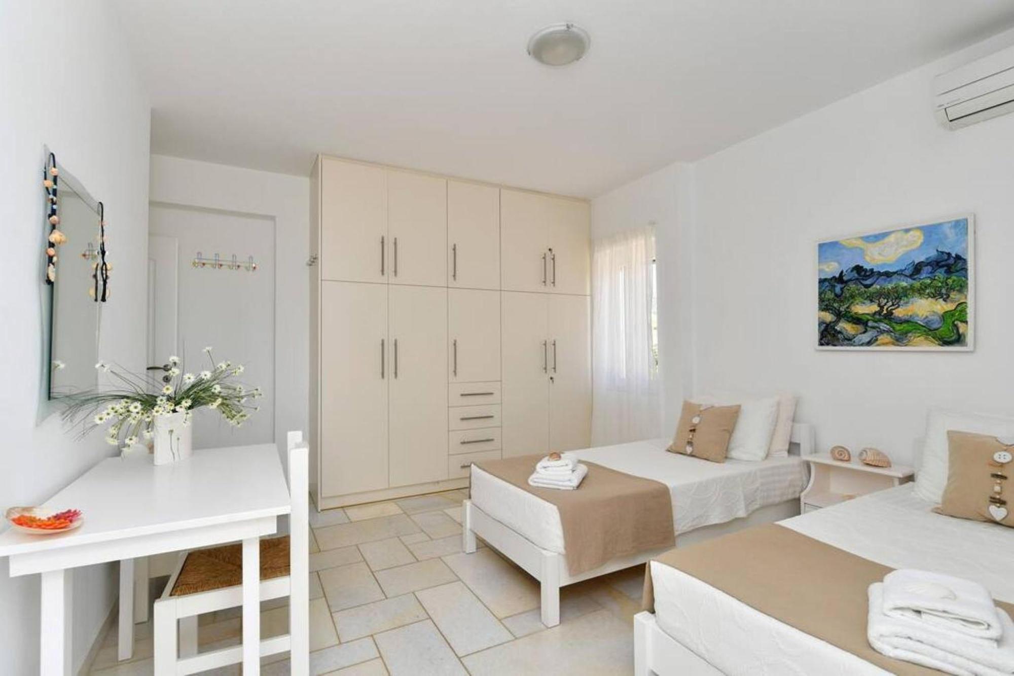 Villa Dionysos In Aliki ภายนอก รูปภาพ